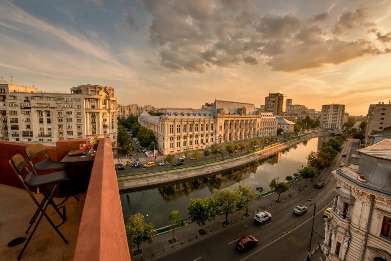 Baroque Splendor: Breathtaking Views & Design Apartamento Bucarest Exterior foto